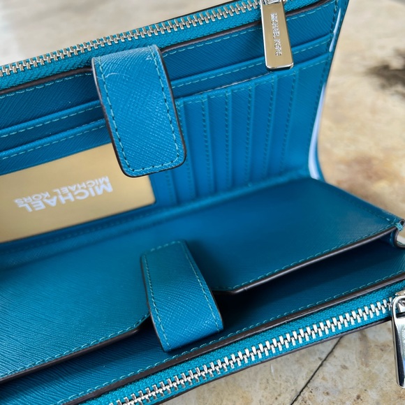 Michael Kors Mercer small Satchel&wallet signature - Picture 12 of 13